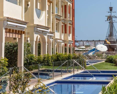 ZAFIRO Bahía