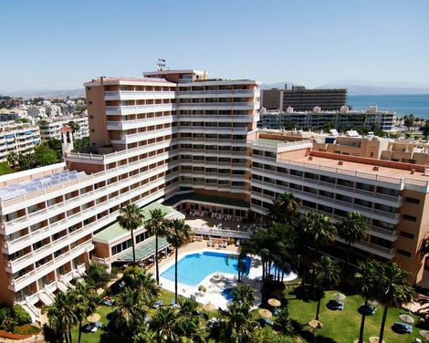 Hotel Parasol by Dorobe