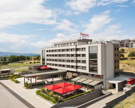 Ramada by Wyndham Izmir Aliaga-1