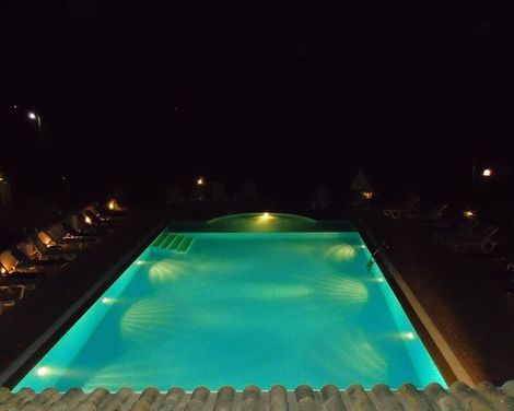 Bruskos Hotel & Suites