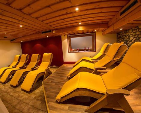 Ski-in-Ski-Out Hotel Garni Berghof