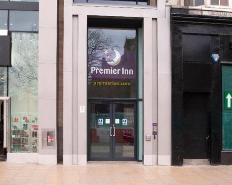 Premier Inn Edinburgh City Centre