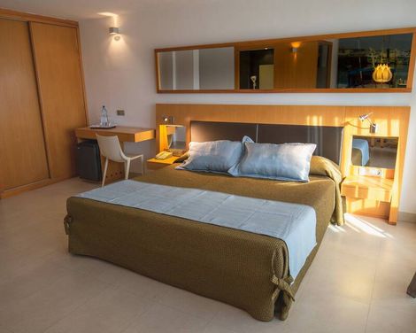 R2 Bahia Playa Design Hotel & Spa