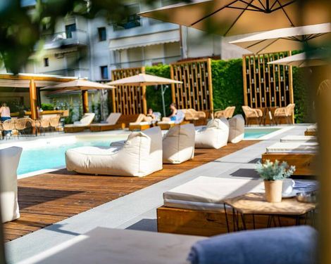 Dafni Plus Hotel