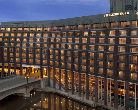 Steigenberger Hotel Hamburg-0