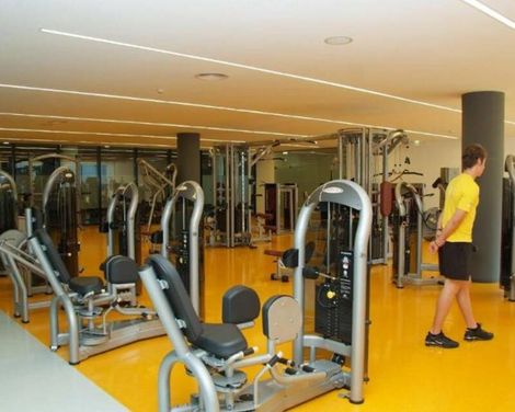 Axis Viana Business & Spa Hotel-3