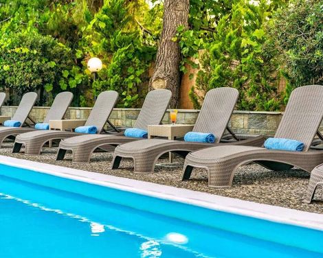 Stefania Beach Resort