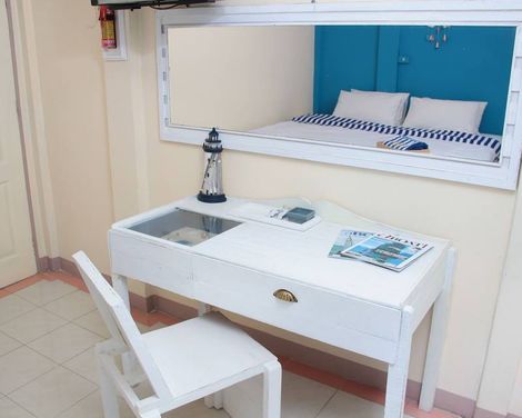 Bed By Boat Hotel & Apartment-1