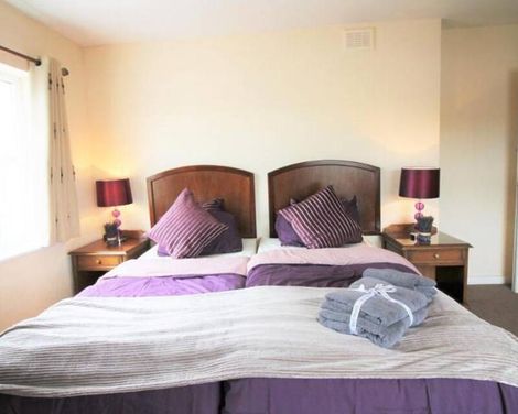 Summerfield Pub & Boutique Rooms