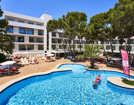 Hotel & Spa S'Entrador Playa 