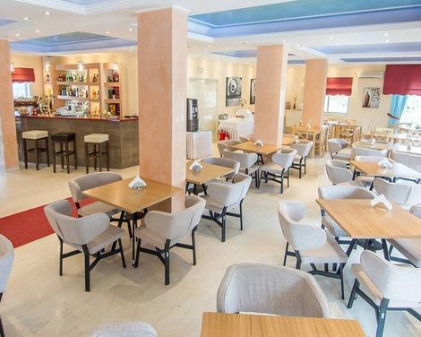 Primavera Hotel