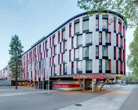 Hilton Garden Inn Stuttgart NeckarPark-1