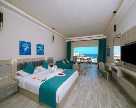 Sirena Beach Resort & Spa
