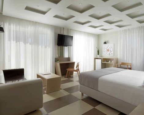 Melrose Hotel