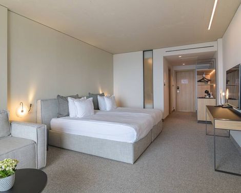 Ensana Aquahouse Hotel