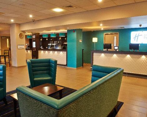 Holiday Inn Express Manchester Airport