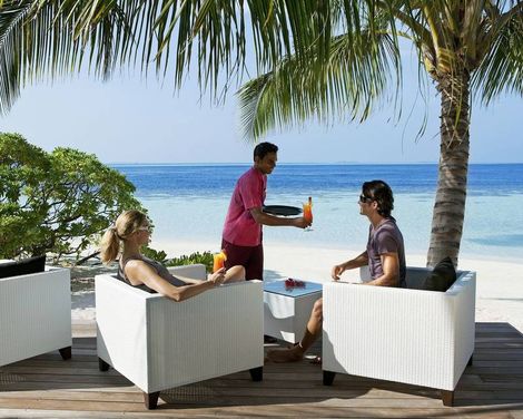 Vilamendhoo Island Resort & Spa-2