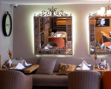 Sky Kamer Hotel