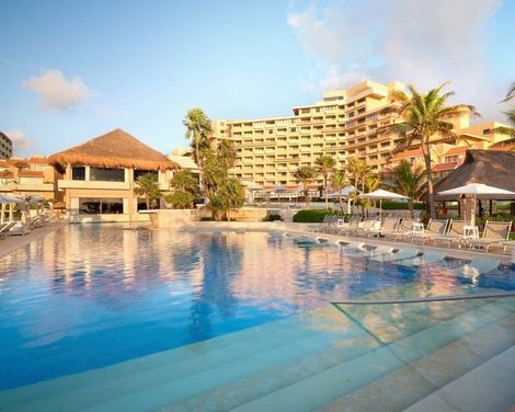 Wyndham Grand Cancun All Inclusive Resort & Villas-1