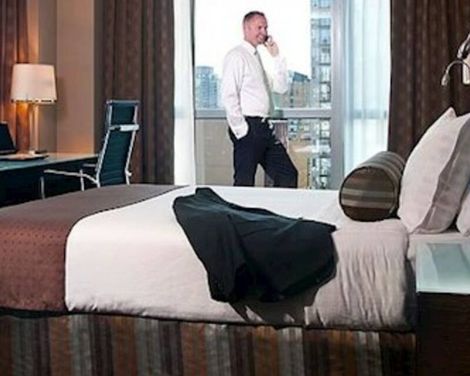 Holiday Inn Hotel & Suites Vancouver Downtown-2