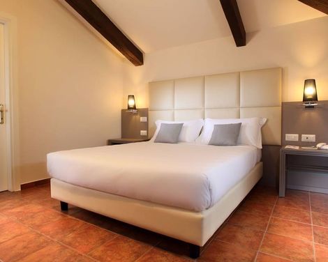 Hearth Hotel-2