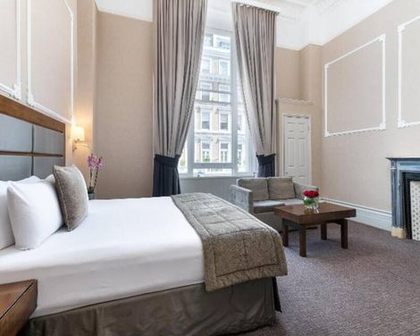 Strathmore Hotel
