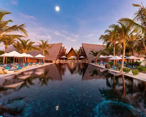 Kuredhivaru Resort and Spa Maldives