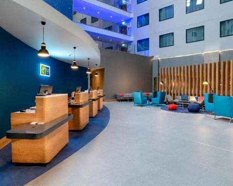 Holiday Inn Express London Heathrow T4