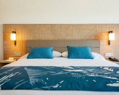 Hotel Riu Latino