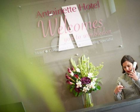 Antoinette Hotel