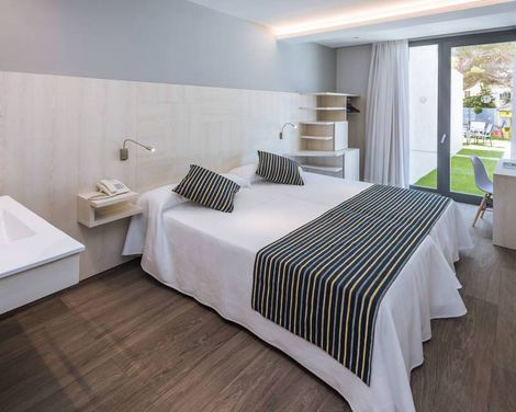 Hotel GHT Sa Riera