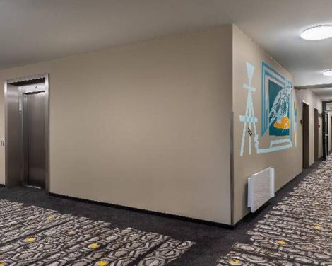 Holiday Inn - the niu, Timber Esslingen