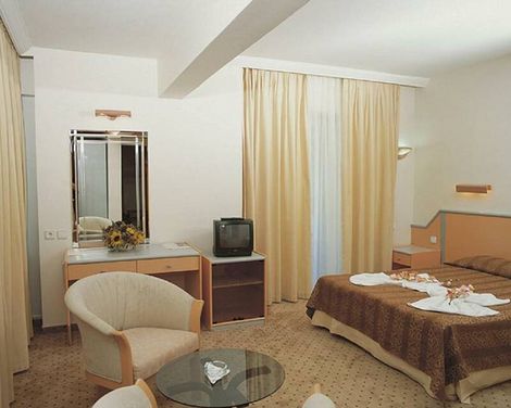 Fame Beach Hotel