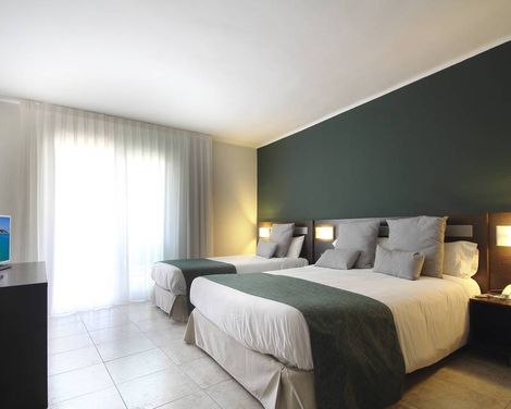 AQUA Hotel Bertran Park