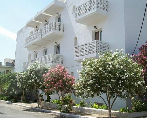 Adamantia Hotel