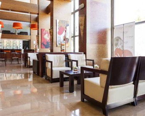 Hotel ILUNION Valencia 4