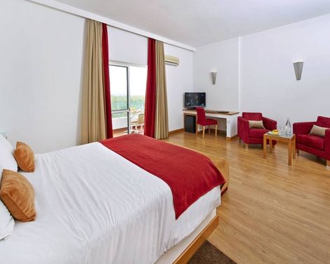 Alcazar Hotel & SPA