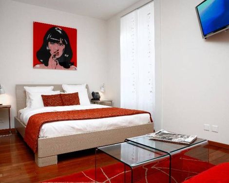 La Cour Des Augustins-0