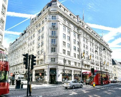 Strand Palace Hotel