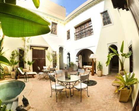Riad Les Ammonites