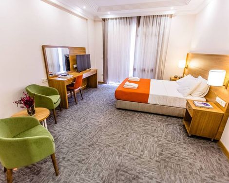 Club Marma Hotel