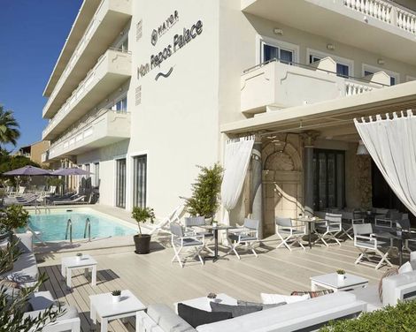 Mon Repos Palace