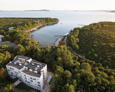 Crvena Luka Resort
