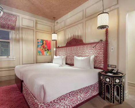Hagia Sofia Mansions Istanbul, Curio Collection by Hilton