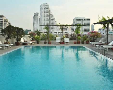 Ruamchit Plaza-2