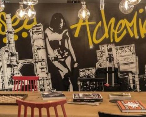 Moxy Glasgow Merchant City
