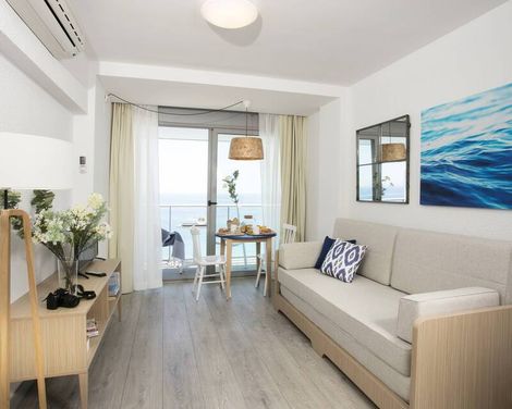 Pierre & Vacances Apartamentos Blanes Playa-2