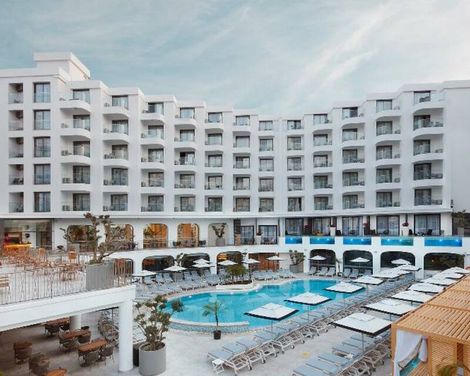 Lalila Blue Suites-3