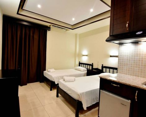 24 Seven Boutique Hotel