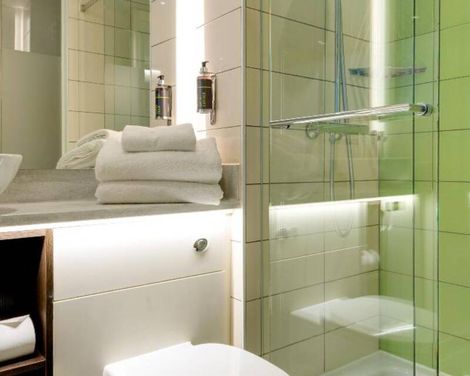 hub by Premier Inn Edinburgh City Centre (Rose Street)